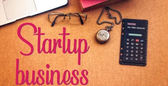 Nigerian startup tips 2025 – young entrepreneurs in Nigeria discussing business ideas