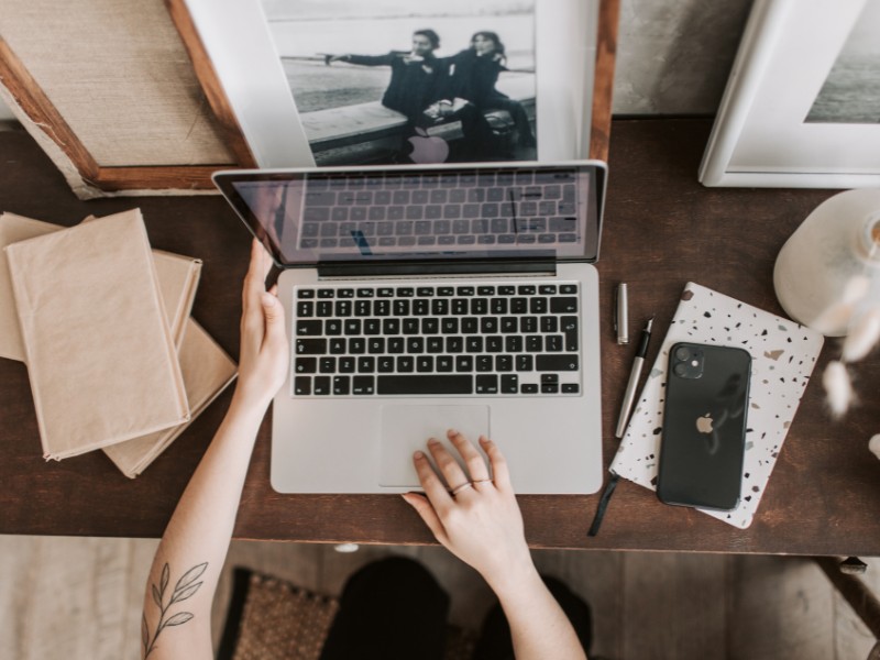 Blogging and content creation online business for Nigerians at home or abroad